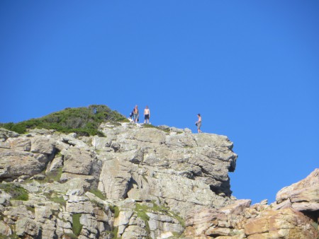 Daar zijn ze dan, helemaal vanaf Cape Point naar Kaap de goede hoop gewandeld
