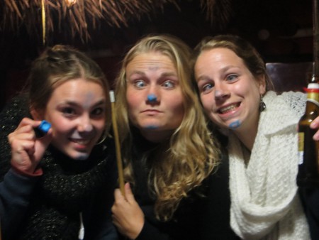 Poolen en gekke fratsen uithalen....